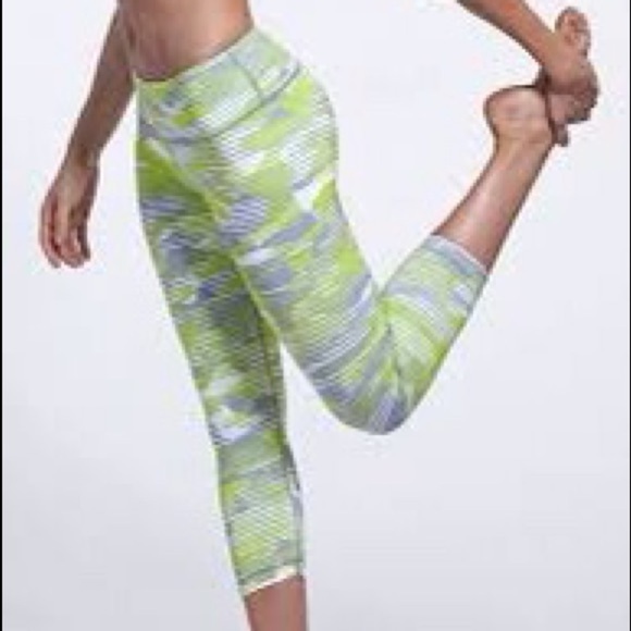 Vimmia Lightweight Compression Leggings Small camo - Picture 2 of 7